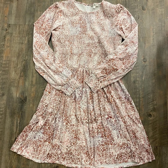 Tyler Boe smocked mallow